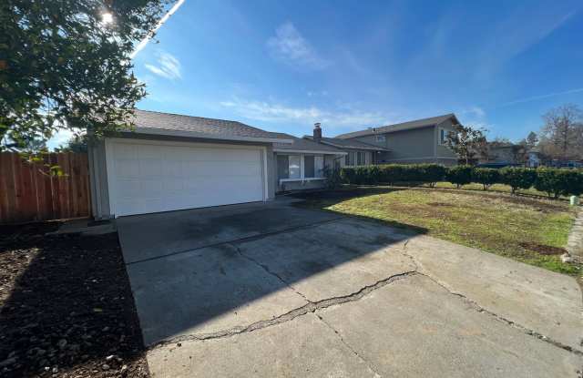 4 Bed / 2 Bath | Rosemont Single Family Home Available photos photos