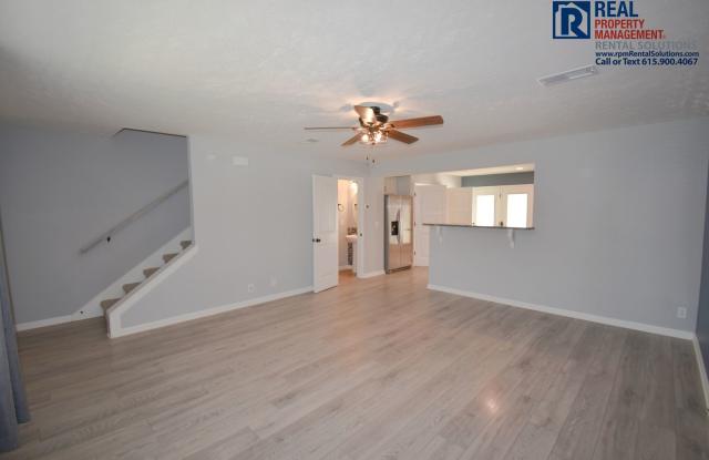 Lovely 2BR/2.5 BA Murfreesboro townhome in Evergreen Farms! Washer/dryer included! Gallery 4