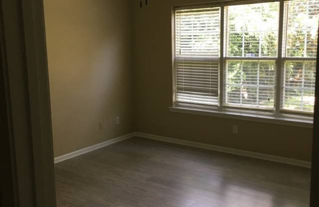 Single Family Home in Blakeney Gallery 2