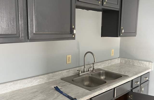 8705 Belfast St photos photos