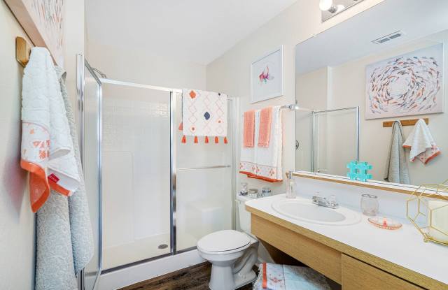 Forest Lake - Student Housing photos photos