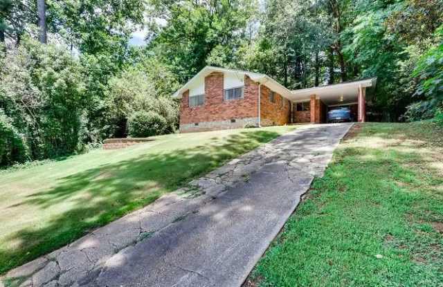 2200 CAPEHART Circle NE - 2200 Capehart Circle Northeast, Chamblee, GA 30345