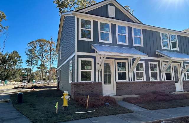 3 Bedroom 2.5 Bathroom Townhouse in Windward Village - Summerville photos photos