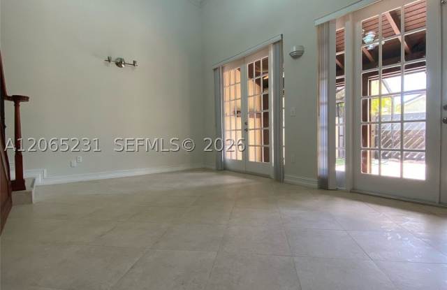 12432 SW 94th Ln Gallery 4