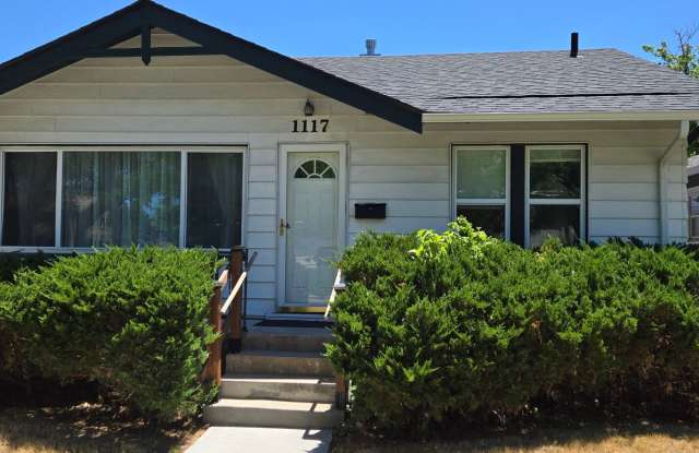 3 Bedroom 2 Bathroom Home Near FE Warren & Frontier Park photos photos