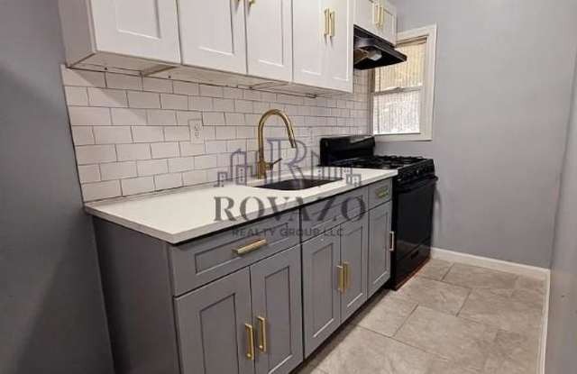 300 Lyons Avenue photos photos