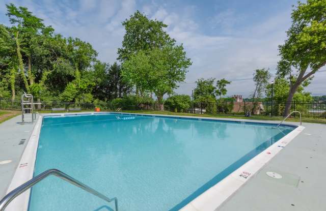 Park Shirlington - Affordable Housing Gallery 1