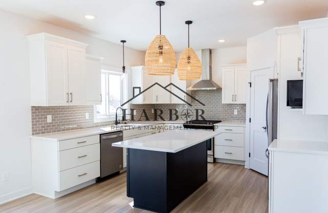 4144 Genevieve Lane NW Gallery 3