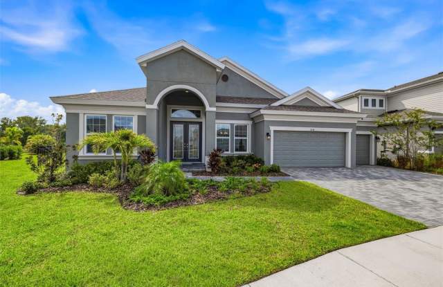 5254 WOLF CREEK Drive Gallery 1