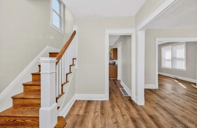 1007 W Loveland Avenue Gallery 2