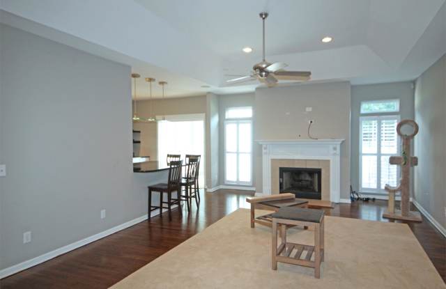 100 W. Field Sparrow Ct. Gallery 3