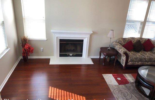 1014 Wat Ct. Gallery 2