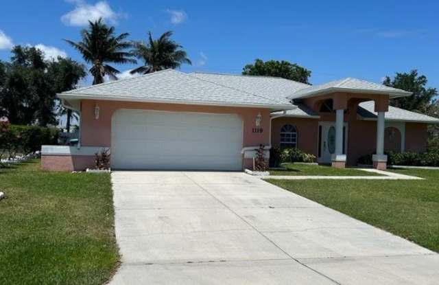 1119 SE 34th Street - 1119 Southeast 34th Street, Cape Coral, FL 33904