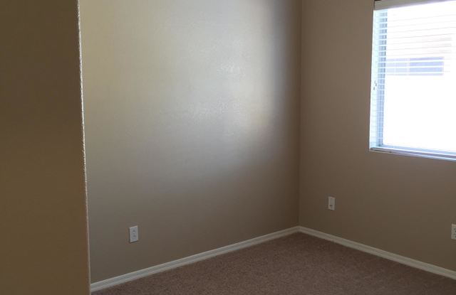 40236 N PATRIOT Way Gallery 4