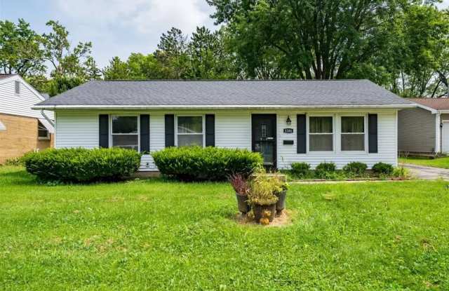 1206 Aurora Way - 1206 Aurora Way, Normal, IL 61761 1206 Aurora Way - 1206 Aurora Way, Normal, IL 61761