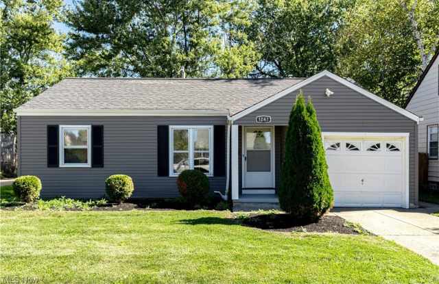 1247 Genesee Avenue photos photos
