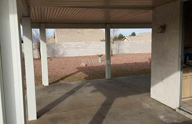 1010 Seaside Daisy Court Gallery 4