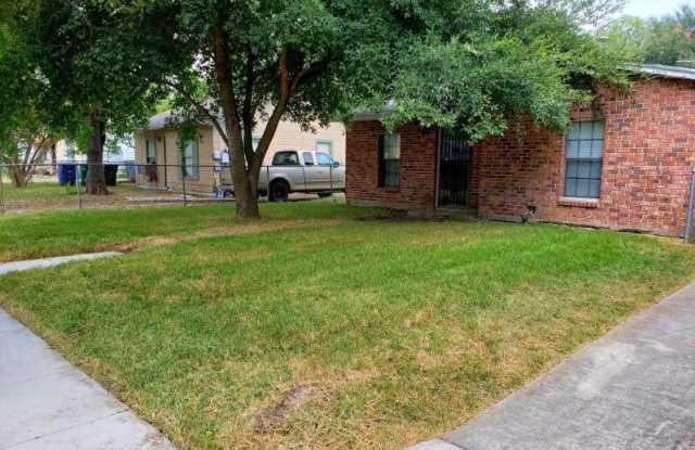1231 Kendalia Ave - 1231 Kendalia Avenue, San Antonio, TX 78224