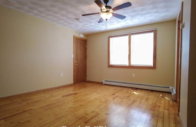 132 Hall St - 132 Hall Street, Fall River, MA 02724