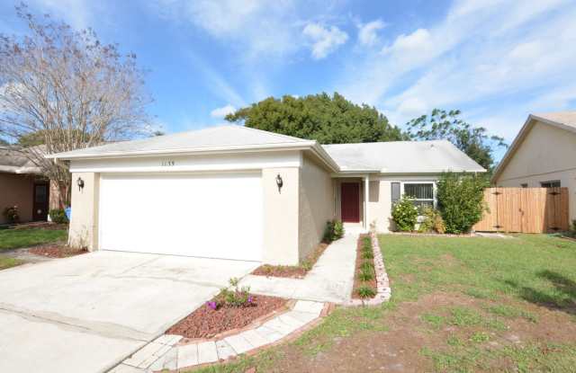 Water view 3/2 in Alafaya Woods. UPDATED kitchen and windows/doors.. photos photos