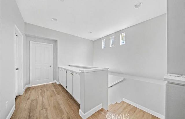 10016 Albee Avenue photos photos