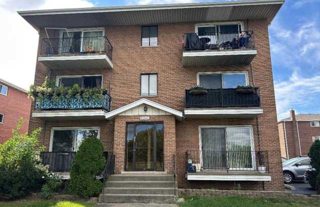 8241 W 79 Street W unit: 1E photos photos