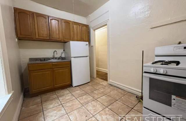 178 East 95th St photos photos