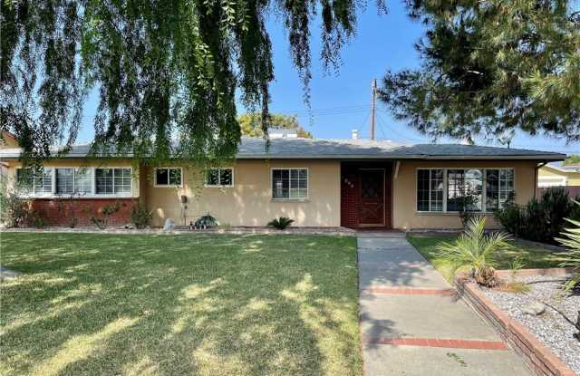 845 Glengrove Avenue - 845 Glengrove Avenue, Glendora, CA 91740