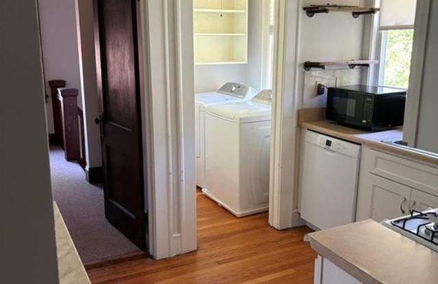 348 Evergreen Place Gallery 4