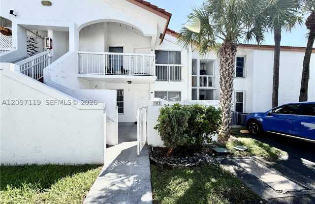 7611 SW 153rd Ct Gallery 1