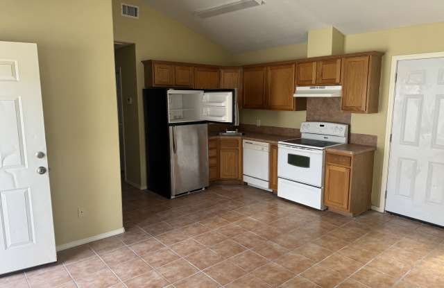 2711 Presidio Drive - 1 Gallery 3
