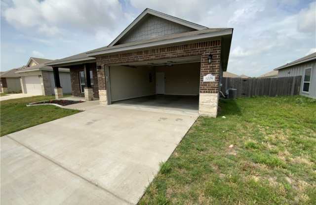 1228 Grand Oak Trail photos photos