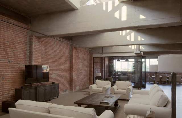 1508 Grand Boulevard Gallery 4