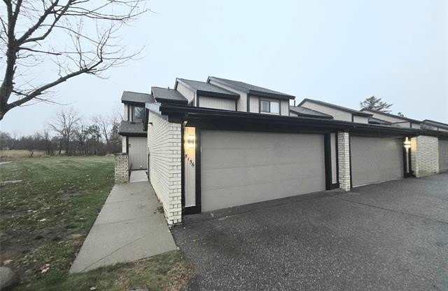 5156 Rock Run - 5156 Rock Run Street, West Bloomfield, MI 48322