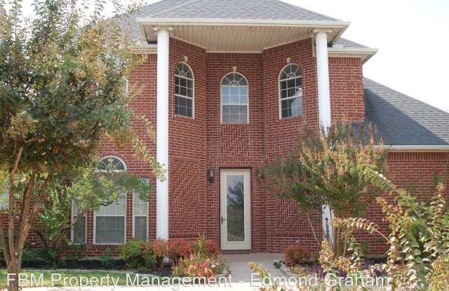 2705 St Andrews Circle Gallery 2
