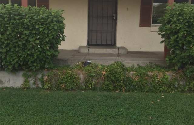 435 S Walnut Avenue - 435 South Walnut Avenue, Brea, CA 92821