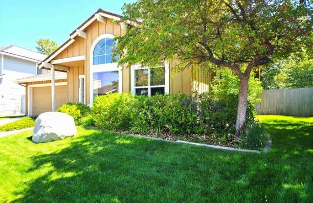 6244 Sunrise Meadows Loop - 6244 Sunrise Meadows Loop, Reno, NV 89519