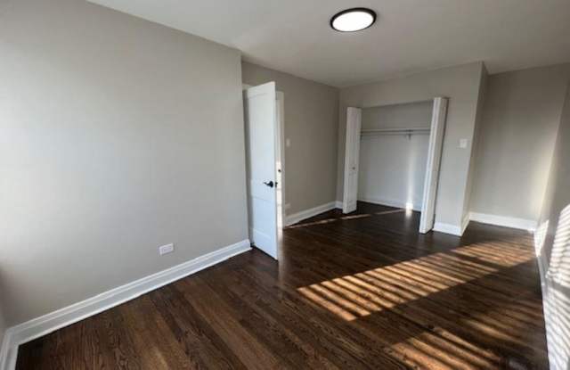2652 N. Springfield Ave photos photos