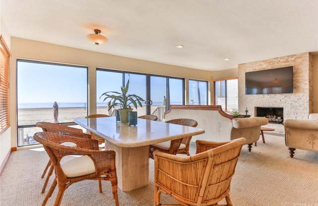 6308 W Oceanfront Gallery 4