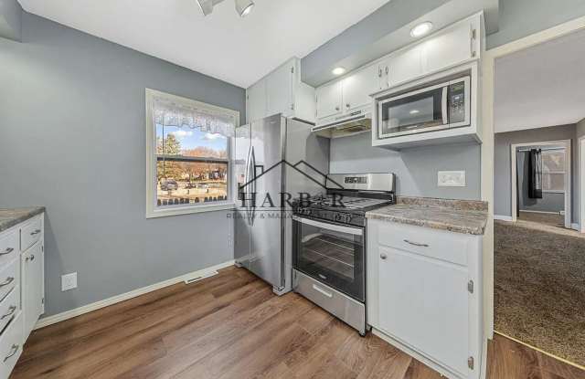 1126 Newton Ave-Albert Lea photos photos