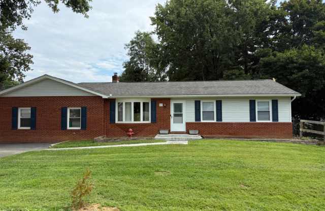 1707 FAIRMOUNT Road Gallery 1