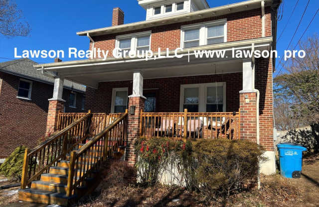 Heart of Grandin Court- Location, Location, Location! photos photos