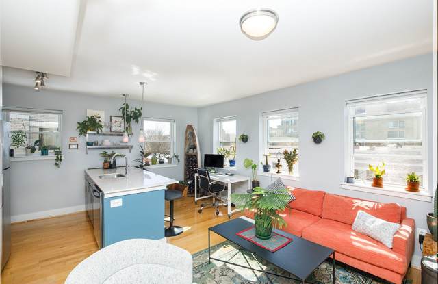CoHi - Spacious One Bed Condo photos photos