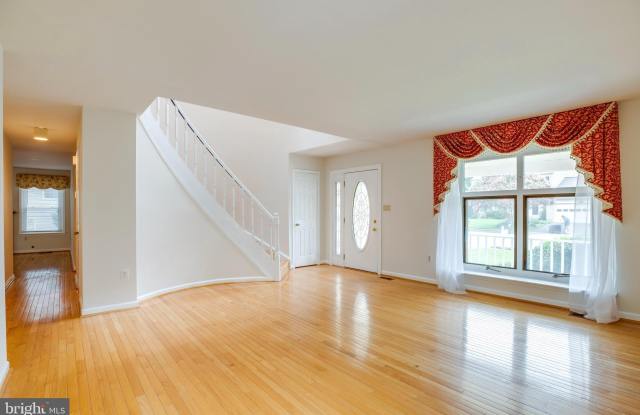 6303 WILMINGTON DRIVE photos photos