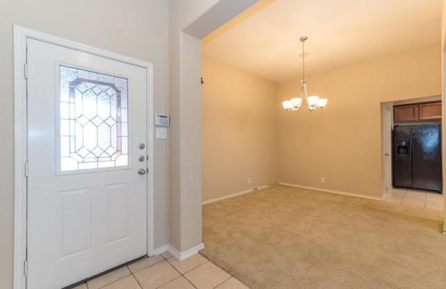 105 Glen Eagles Drive Gallery 2