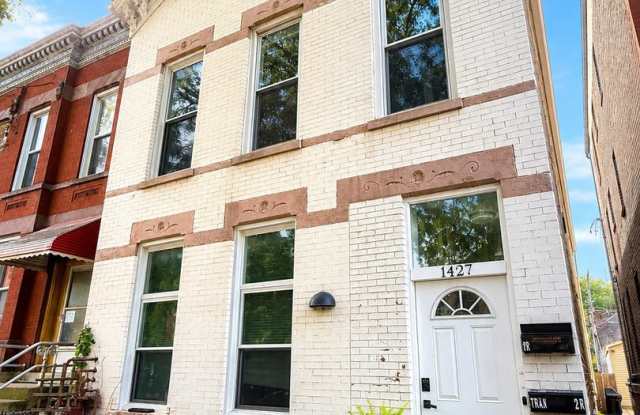 1427 West Superior St. Gallery 1