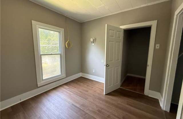 4 Lake Avenue - 2 Gallery 2