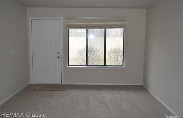 24050 MIDDLEBELT Road Gallery 2