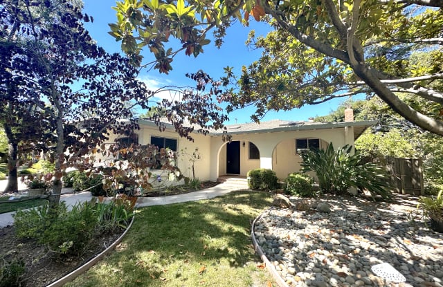 16901 Frank Ave photos photos