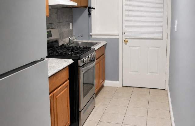 101 GALVESTON Place SW Gallery 4